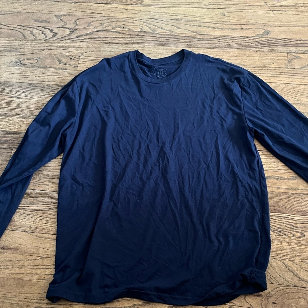 True Classic Men's Long-Sleeve Crewneck Shirt in Dark Blue